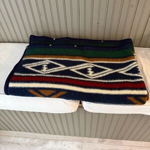 54 X 76” SOUTHWEST AZTEC PRINT PLUSH BIEDERLACK THROW BLANKET USA 2-SIDED